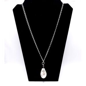 Vintage Sarah Coventry Baroque Lounge Pearl Pendant Necklace Signed